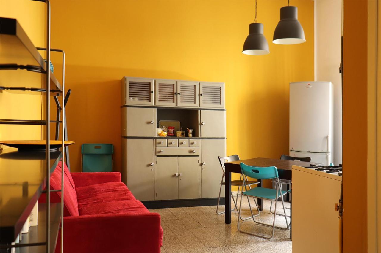Isola Centro Bilocale Su 2 Livelli Free Wi-Fi Apartamento Milão Exterior foto