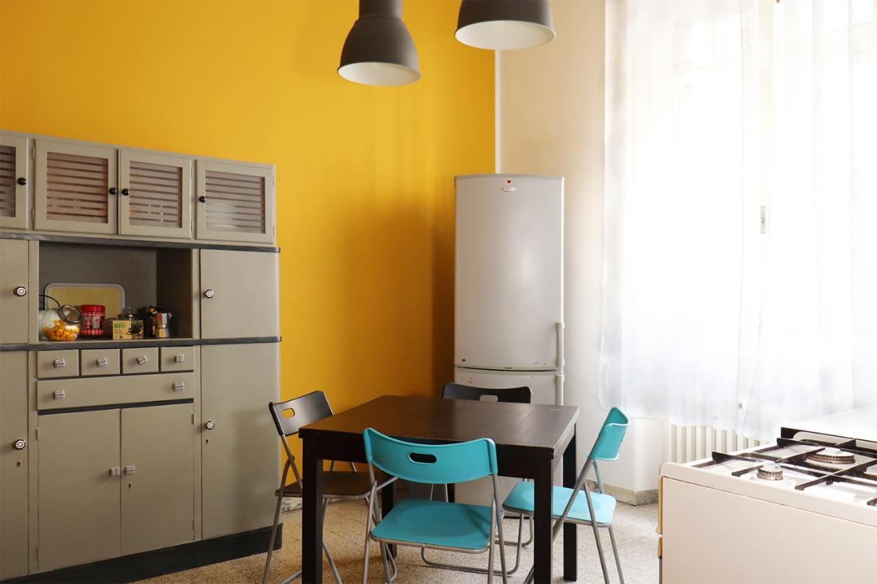 Isola Centro Bilocale Su 2 Livelli Free Wi-Fi Apartamento Milão Exterior foto